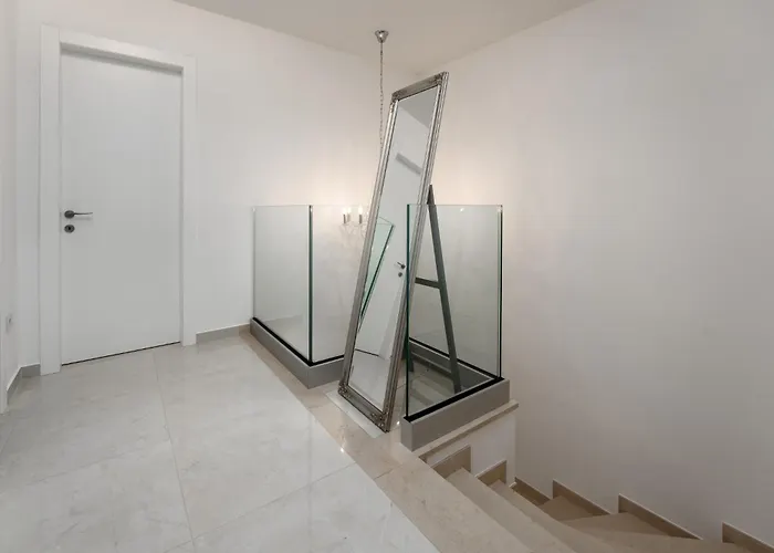 Villa Esmeralda One By Briskva