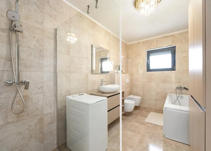 Villa Esmeralda One By Briskva Novigrad Istria