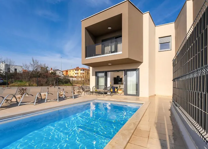 Esmeralda One By Briskva Novigrad Istria